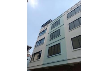 BÁN NHÀ NGAY PHỐ VÕ CHÍ CÔNG – RẤT GẦN Ô TÔ – 38M2 X 4M, 5 TẦNG. GIÁ CHỈ 2,7 TỶ. CƠ HỘI ĐẦU TƯ!